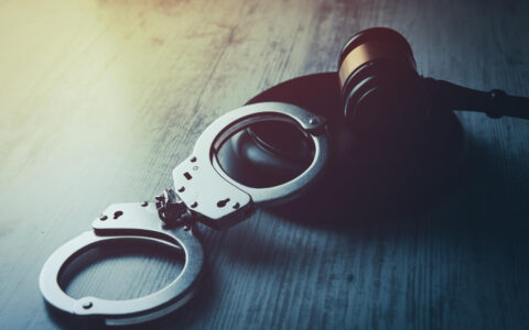 maus antecedentes e Reincidência criminal